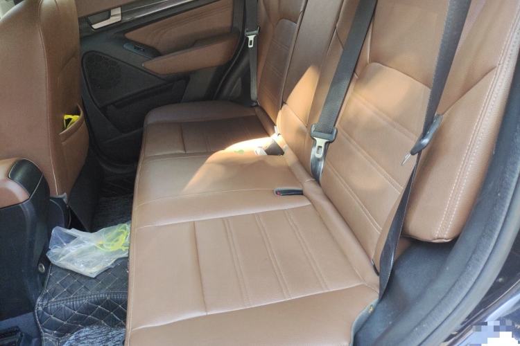 Used BAIC Weiwang S50 2016 1.5T Manual Joyful Luxury Edition Left Rear Seat