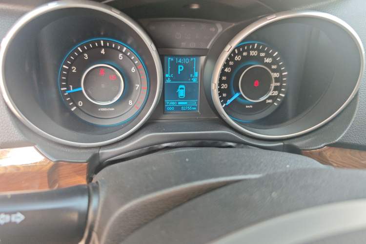 Used BAIC Weiwang S50 2016 1.5T CVT Joyful Premium Edition Odometer Close Up