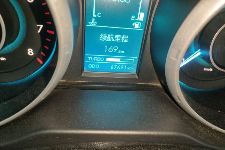 Used BAIC Weiwang S50 2016 1.5T Manual Joyful Elite Edition Odometer Close Up
