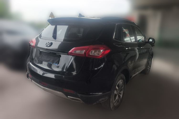 Used BAIC Weiwang S50 2016 1.5T Manual Joyful Premium Edition Rear Right 45 Deg