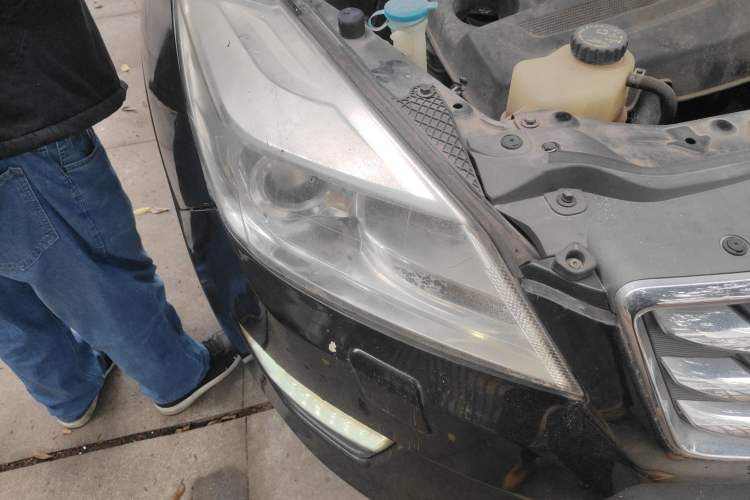 Used BAIC Weiwang S50 2016 1.5T Manual Lede Premium Edition Right Front Headlight