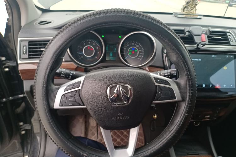 Used BAIC Weiwang S50 2016 1.5T Manual Joyful Elite Edition Steering Wheel
