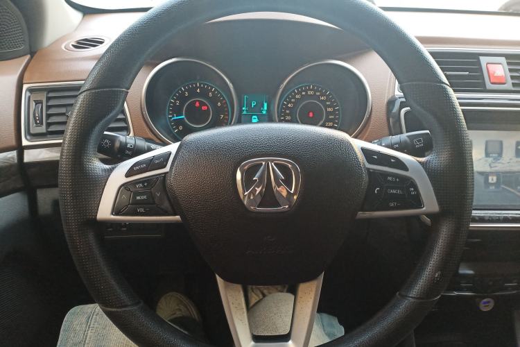 Used BAIC Weiwang S50 2016 1.5T CVT Joyful Luxury Model Steering Wheel