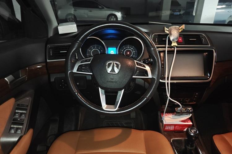 Used BAIC Weiwang S50 2016 1.5T Manual Joyful Premium Edition Steering Wheel