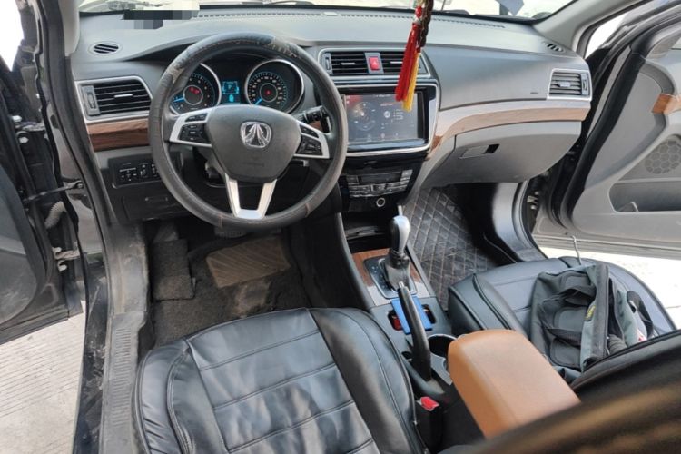 Used BAIC Weiwang S50 2016 1.5T CVT Joyful Elite Edition Steering Wheel