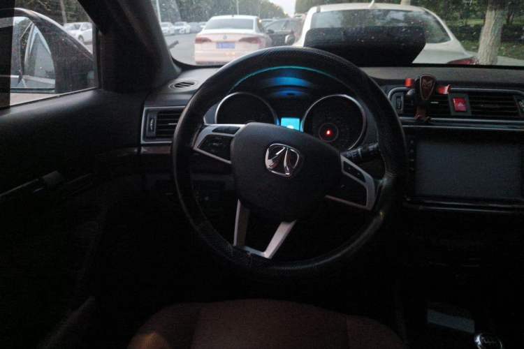 Used BAIC Weiwang S50 2016 1.5T Manual Joyful Elite Edition Steering Wheel