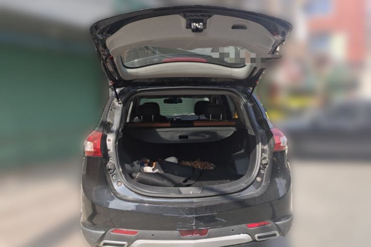 Used BAIC Weiwang S50 2016 1.5T CVT Joyful Premium Edition Trunk