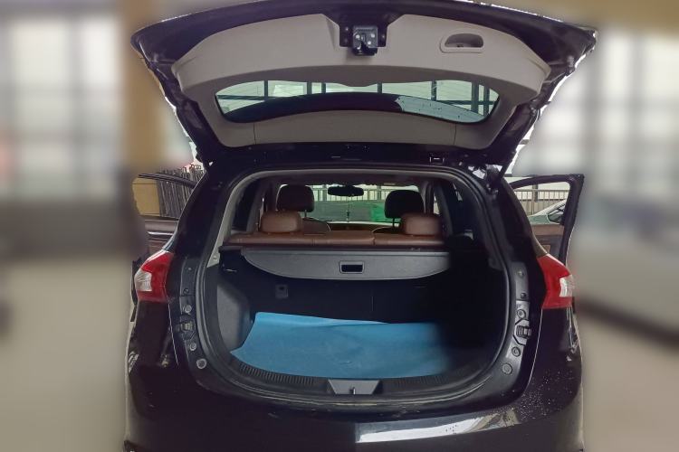 Used BAIC Weiwang S50 2016 1.5T Manual Lede Premium Edition Trunk