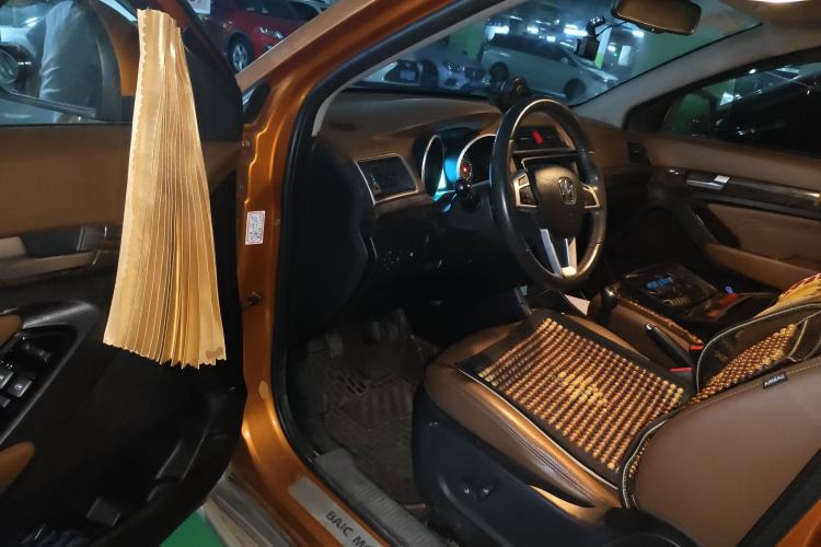Used BAIC Weiwang S50 2016 1.5T Manual Lede Premium Edition Driver Seat