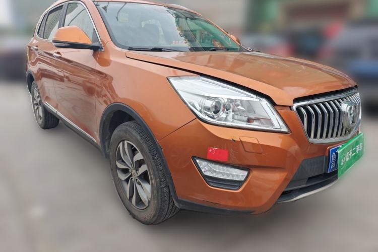 Used BAIC Weiwang S50 2016 1.5T Manual Joyful Premium Edition Front Right 45 Deg