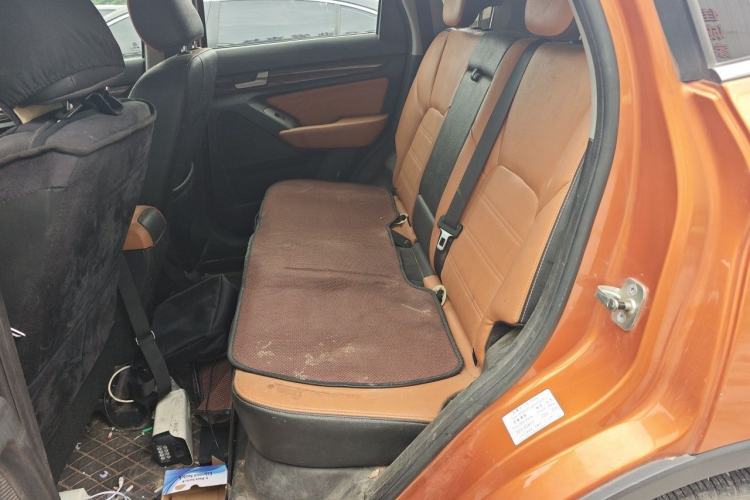 Used BAIC Weiwang S50 2016 1.5T Manual Joyful Premium Edition Left Rear Seat