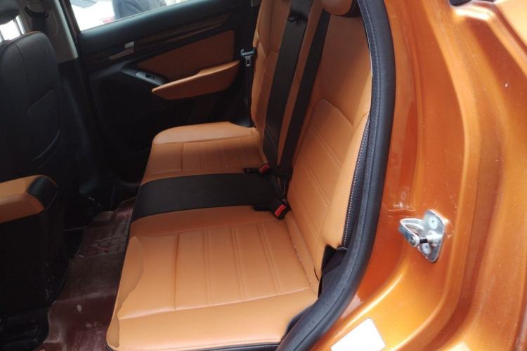 Used BAIC Weiwang S50 2016 1.5T Manual Joyful Elite Edition Left Rear Seat