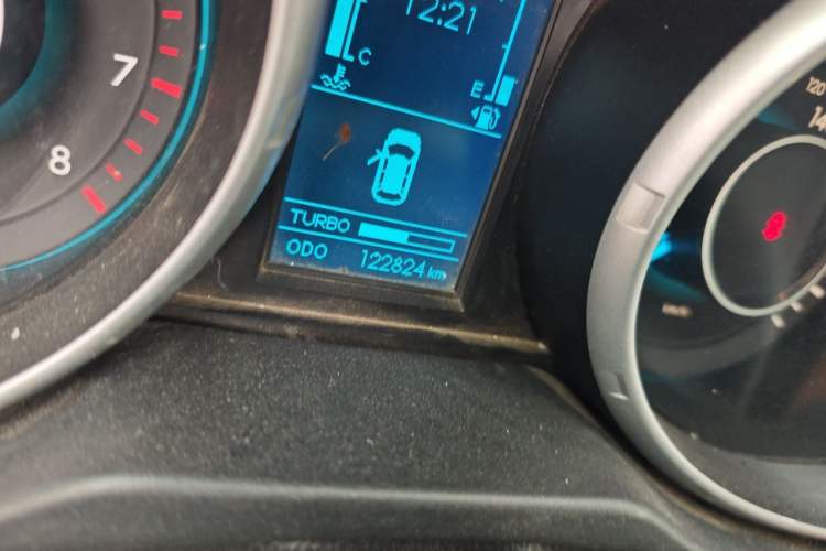 Used BAIC Weiwang S50 2016 1.5T Manual Joyful Premium Edition Odometer Close Up