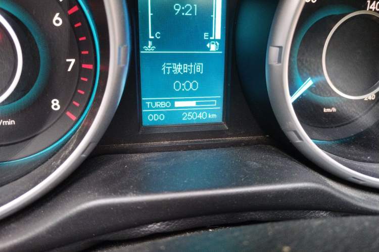 Used BAIC Weiwang S50 2016 1.5T Manual Joyful Elite Edition Odometer Close Up