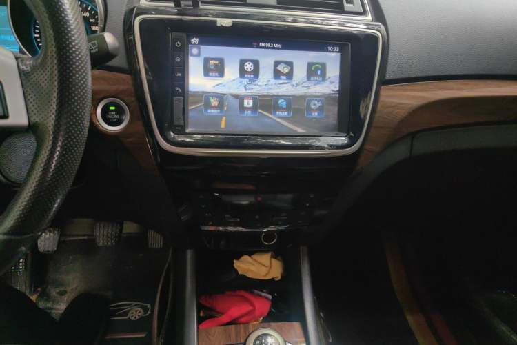 Used BAIC Weiwang S50 2016 1.5T Manual Joyful Premium Edition Audio And AC Panel