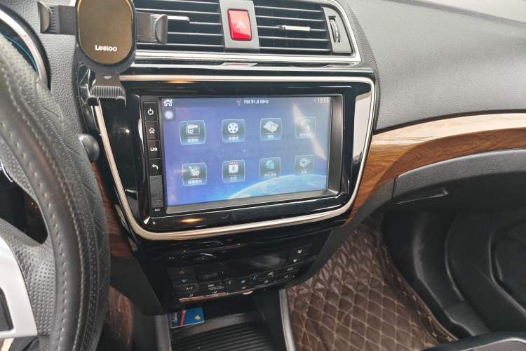 Used BAIC Weiwang S50 2016 1.5T Manual Happy Motion Superior Edition Audio And AC Panel