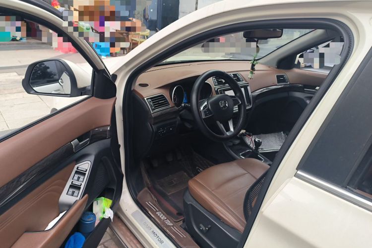 Used BAIC Weiwang S50 2016 1.5T Manual Lede Premium Edition Driver Seat