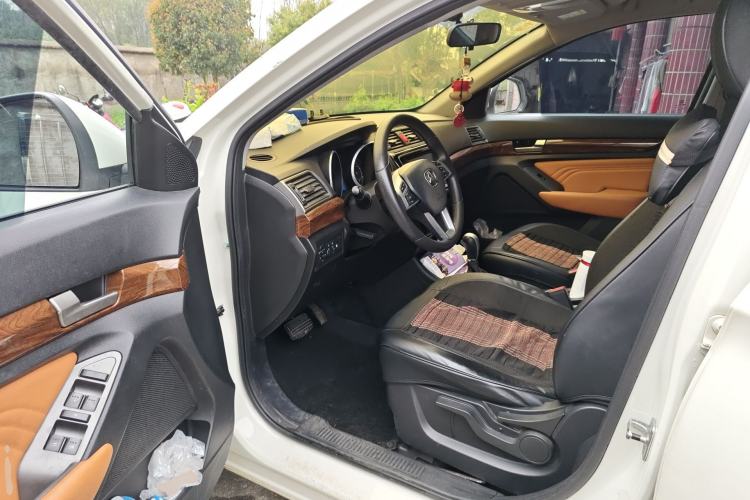 Used BAIC Weiwang S50 2016 1.5T CVT Joyful Elite Edition Driver Seat