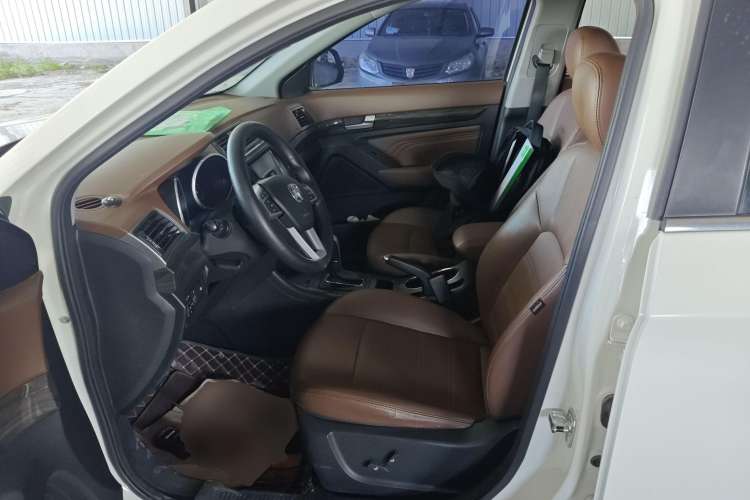Used BAIC Weiwang S50 2016 1.5T CVT Joyful Premium Edition Driver Seat
