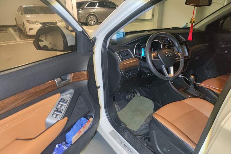 Used BAIC Weiwang S50 2016 1.5T CVT Joyful Premium Edition Driver Seat