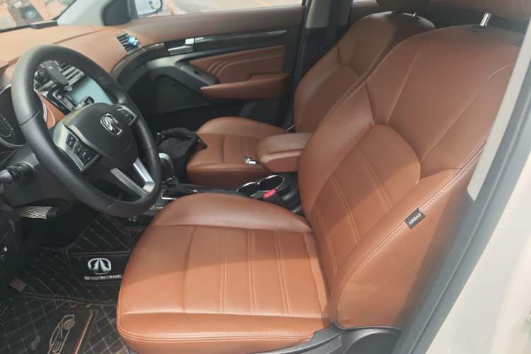 Used BAIC Weiwang S50 2016 1.5T CVT Joyful Luxury Model Driver Seat
