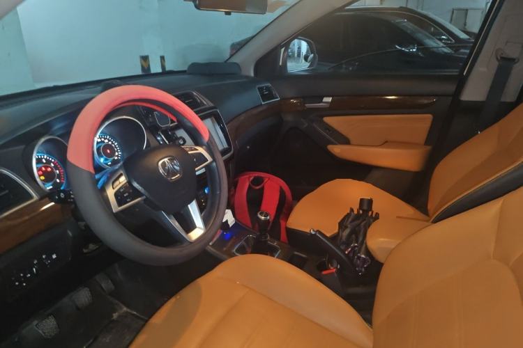 Used BAIC Weiwang S50 2016 1.5T Manual Joyful Comfort Model Driver Seat