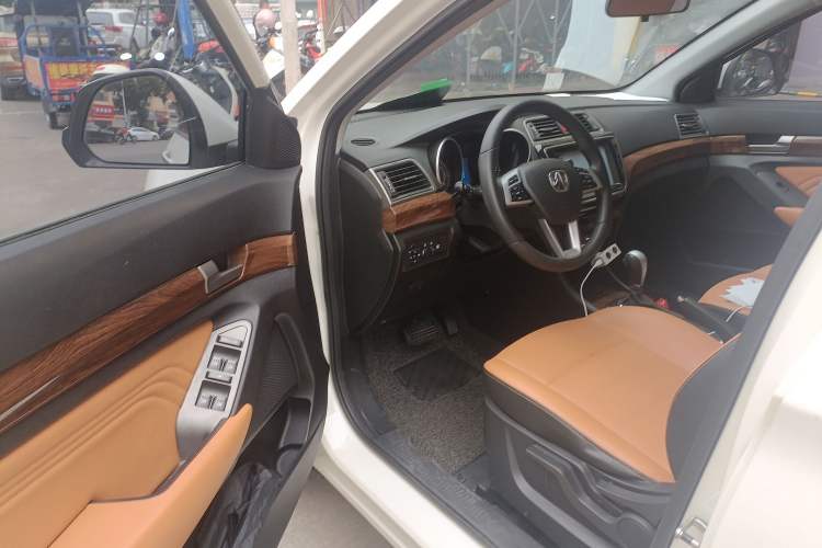 Used BAIC Weiwang S50 2016 1.5T CVT Joyful Elite Edition Driver Seat