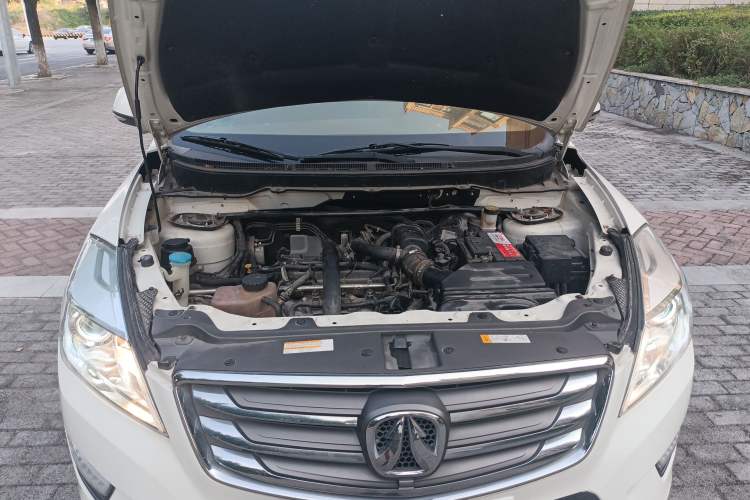 Used BAIC Weiwang S50 2016 1.5T CVT Joyful Luxury Model Engine Bay