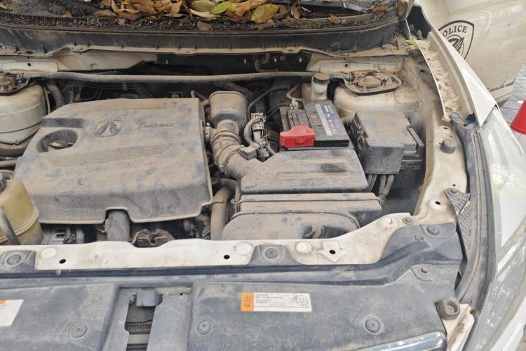 Used BAIC Weiwang S50 2016 1.5T Manual Joyful Premium Edition Engine Bay Left