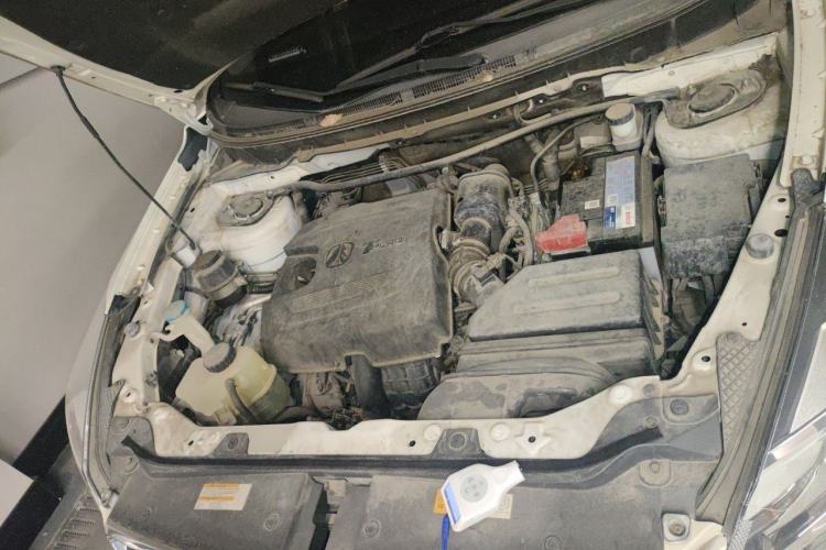 Used BAIC Weiwang S50 2016 1.5T CVT Joyful Premium Edition Engine Bay