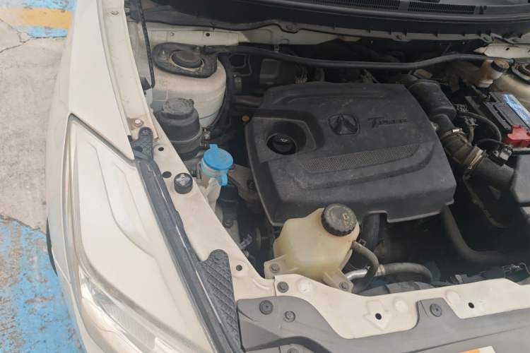 Used BAIC Weiwang S50 2016 1.5T CVT Joyful Luxury Model Engine Bay Right