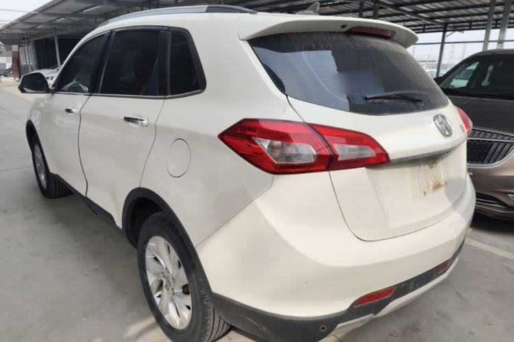 Used BAIC Weiwang S50 2016 1.5T Manual Joyful Elite Edition Exterior 2