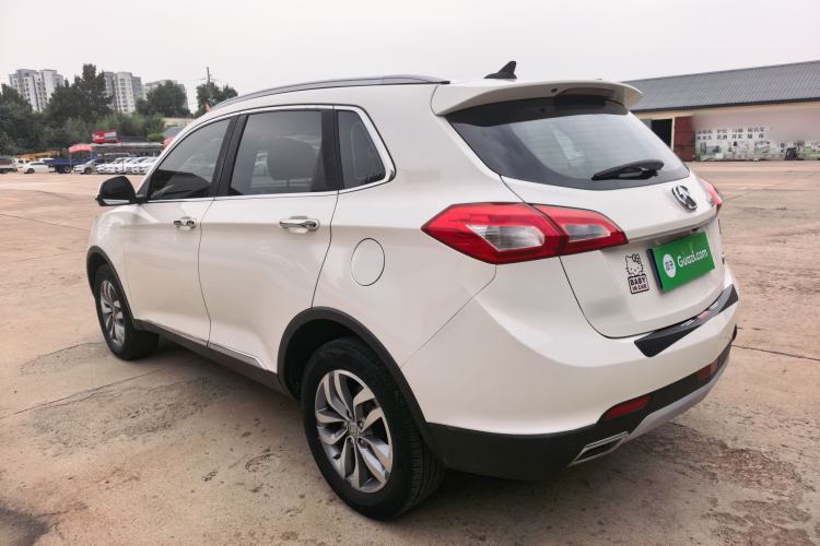 Used BAIC Weiwang S50 2016 1.5T CVT Joyful Premium Edition Exterior 4