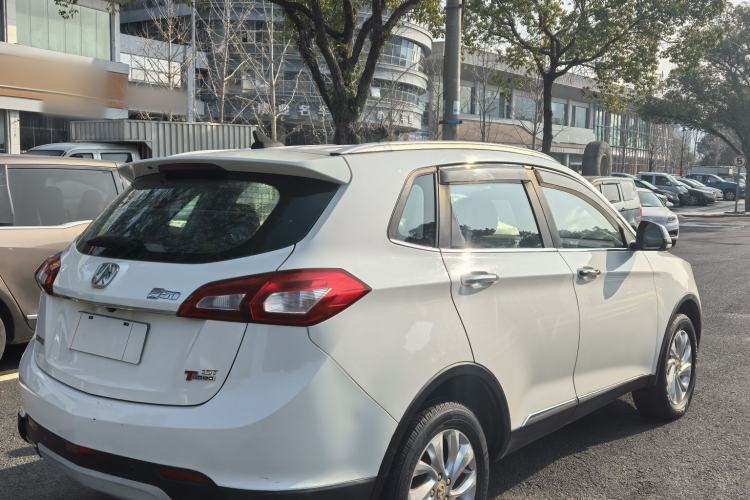 Used BAIC Weiwang S50 2016 1.5T CVT Joyful Luxury Model Exterior 5