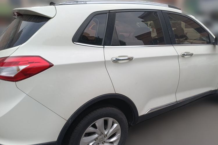 Used BAIC Weiwang S50 2016 1.5T CVT Joyful Luxury Model Exterior 5