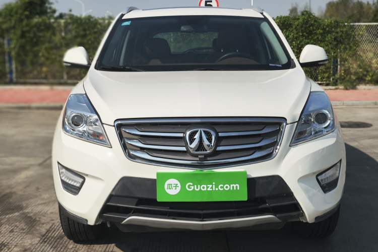 Used BAIC Weiwang S50 2016 1.5T Manual Joyful Luxury Edition Front