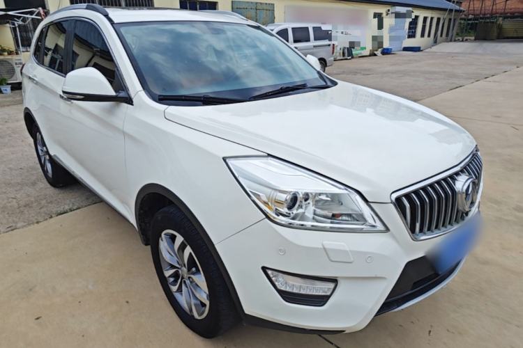 Used BAIC Weiwang S50 2016 1.5T CVT Joyful Premium Edition Front Right 45 Deg