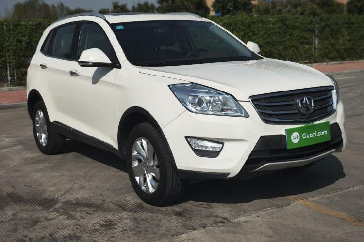 Used BAIC Weiwang S50 2016 1.5T Manual Joyful Luxury Edition Front Right 45 Deg