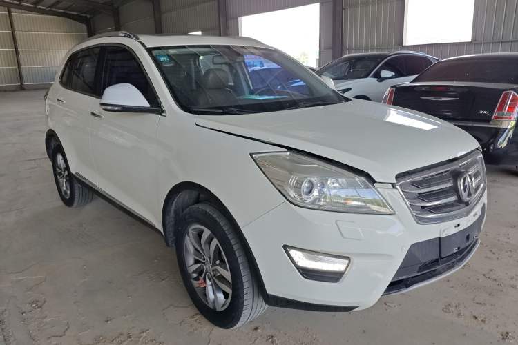 Used BAIC Weiwang S50 2016 1.5T CVT Joyful Premium Edition Front Right 45 Deg