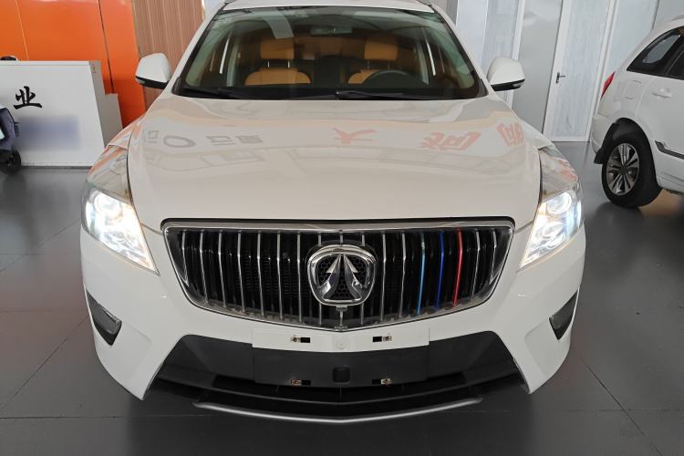 Used BAIC Weiwang S50 2016 1.5T Manual Joyful Elite Edition Front