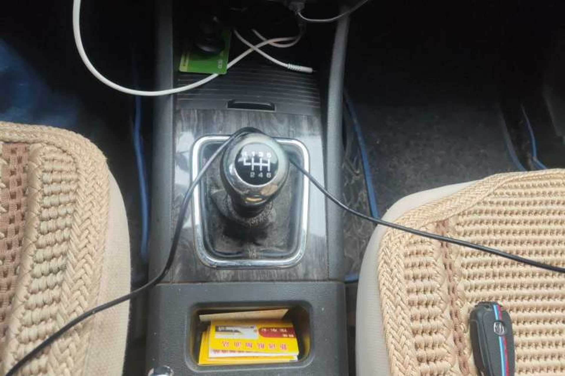 Used BAIC Weiwang S50 2016 1.5T Manual Joyful Luxury Edition Gear Lever