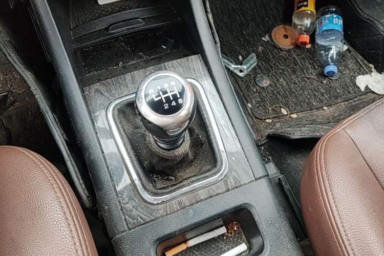 Used BAIC Weiwang S50 2016 1.5T Manual Lede Premium Edition Gear Lever