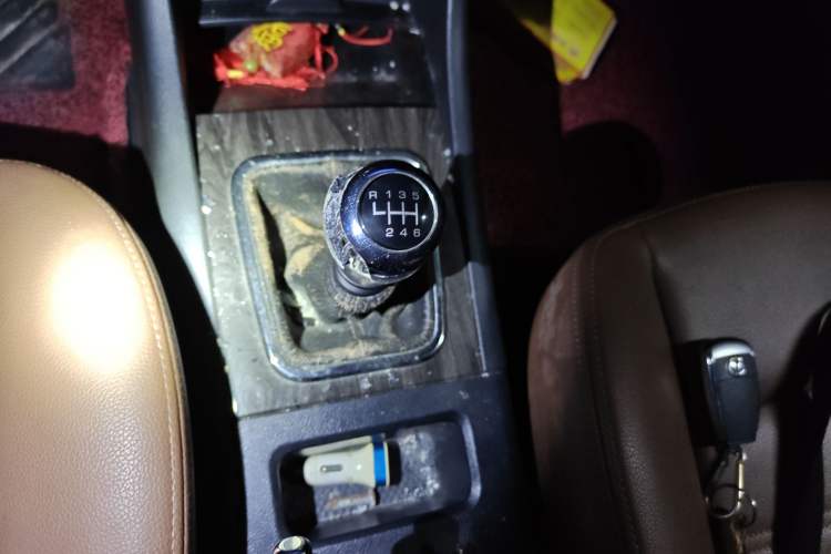 Used BAIC Weiwang S50 2016 1.5T Manual Joyful Luxury Edition Gear Lever