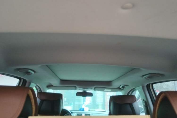 Used BAIC Weiwang S50 2016 1.5T CVT Joyful Premium Edition Headliner