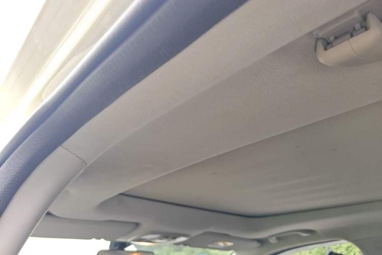 Used BAIC Weiwang S50 2016 1.5T Manual Happy Motion Superior Edition Headliner