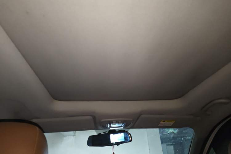 Used BAIC Weiwang S50 2016 1.5T Manual Joyful Premium Edition Headliner