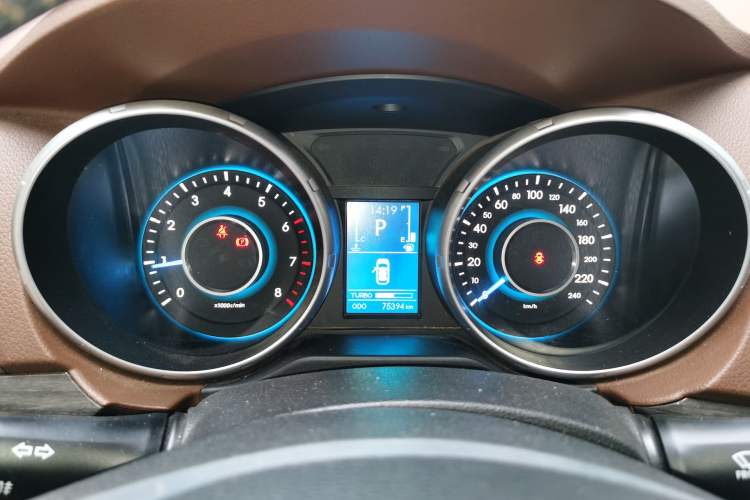 Used BAIC Weiwang S50 2016 1.5T CVT Joyful Premium Edition Instrument Cluster
