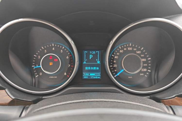 Used BAIC Weiwang S50 2016 1.5T CVT Joyful Premium Edition Instrument Cluster