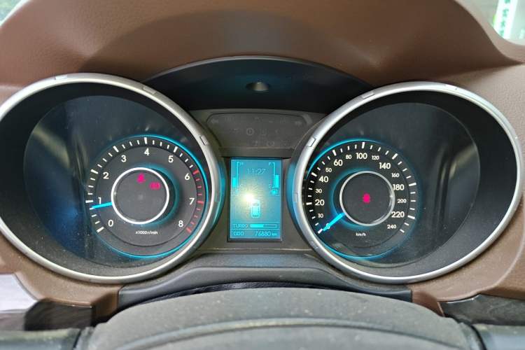 Used BAIC Weiwang S50 2016 1.5T Manual Joyful Luxury Edition Instrument Cluster