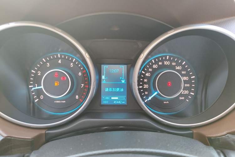 Used BAIC Weiwang S50 2016 1.5T Manual Joyful Premium Edition Instrument Cluster